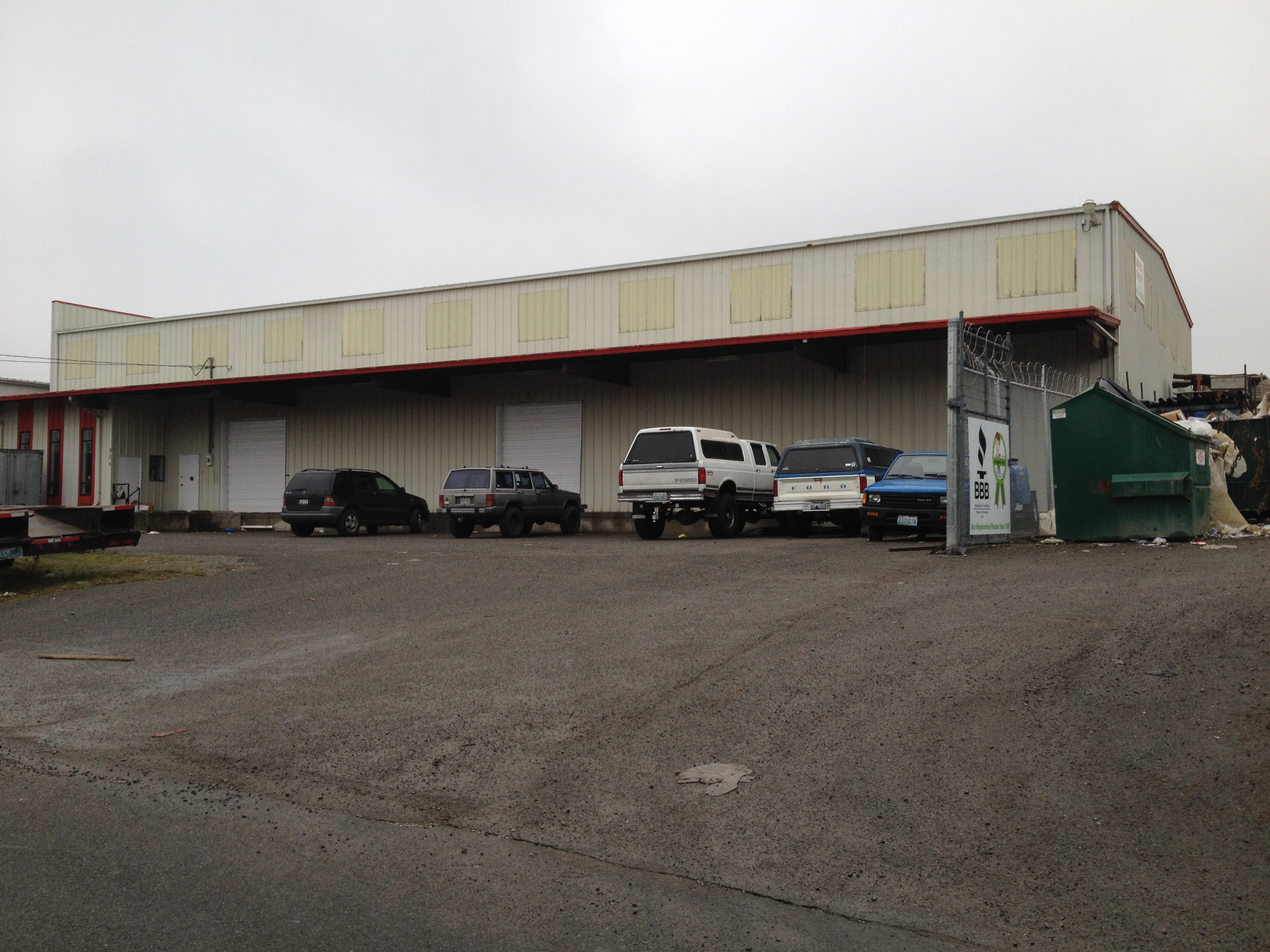 Warehouse in North Seattle for Lease